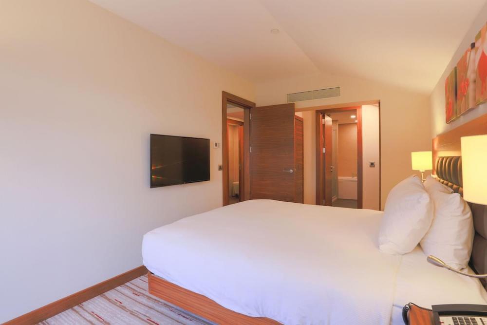 Hilton Garden Inn Eskisehir Exterior photo